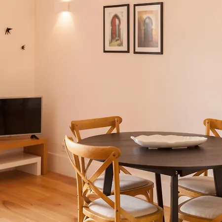 Apartment Flh Restauradores Bright & Chic Flat With Balcony *